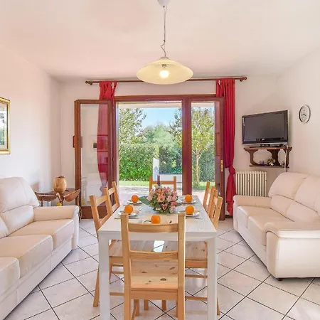 Awesome In Isola Albarella With Kitchen *